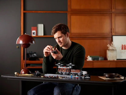 LEGO® 10277  Icons Krokodilų lokomotyvas, 1271 vnt.