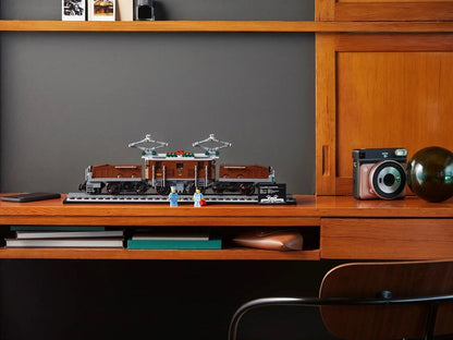 LEGO® 10277  Icons Krokodilų lokomotyvas, 1271 vnt.