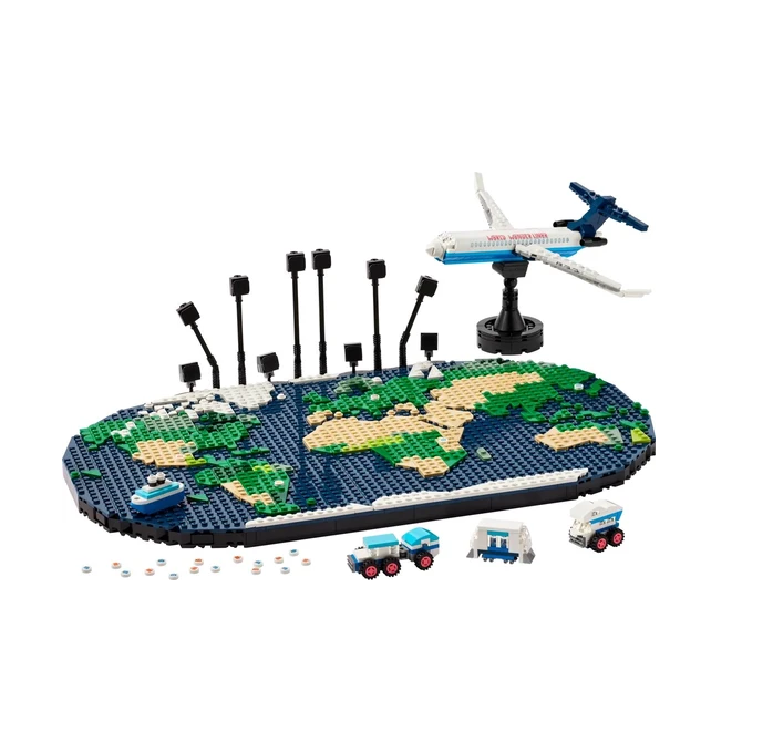 LEGO® Family Travel Memories 41838