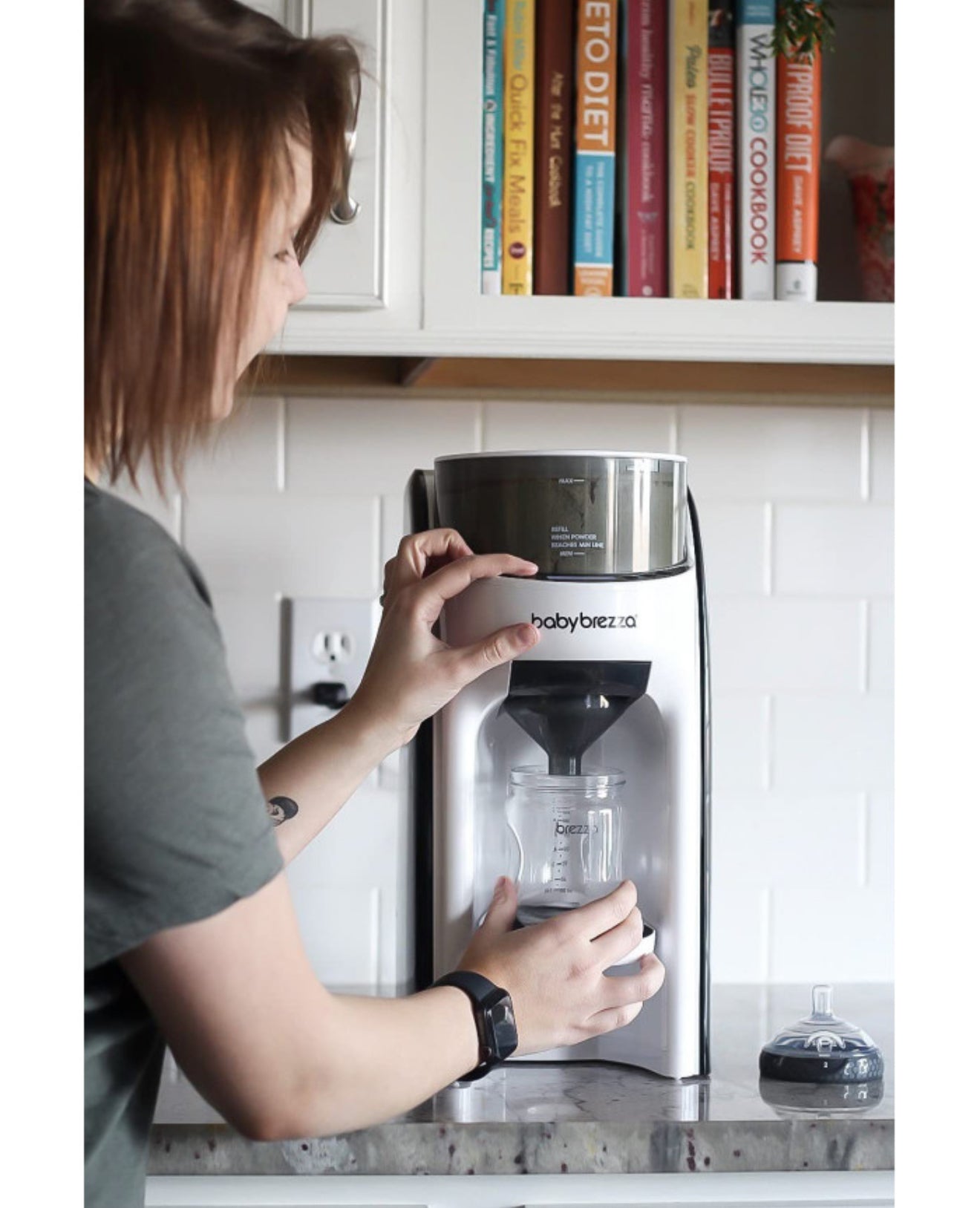 BABY BREZZA FORMULA PRO TÄIUSTATUD PIIMASEGU VALMISTAJA