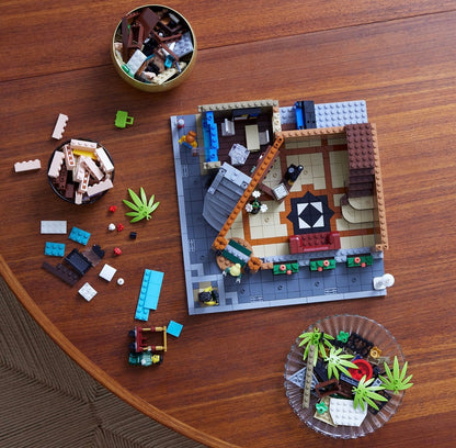 LEGO® 10297 Icons Jaukus viešbutis