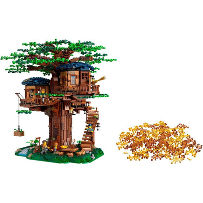 LEGO® Ideede puumaja 21318